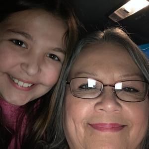 Meet your Posher, Sharon